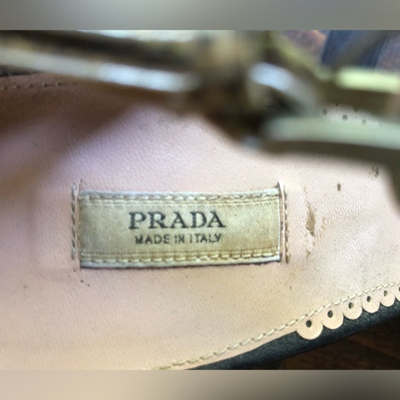 PRADA Satin Peep-toe Stiletto with Python Detailing and Crystal Heel - Picture 5 of 8